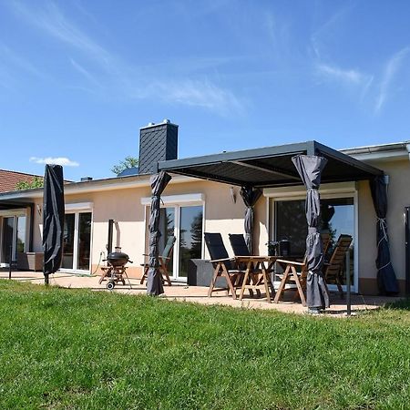 Barrierefreie Ferienwohnung Trueben Bornum Екстериор снимка